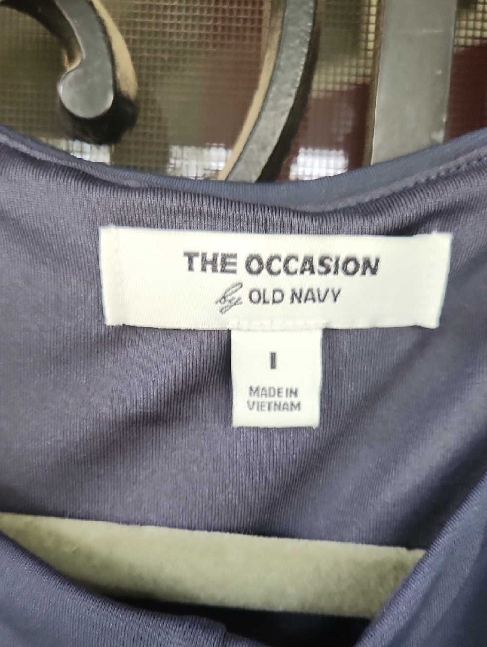 Old Navy Navy Maxi Dress with Front Twist - Picture 4 of 8